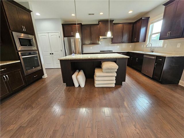 3218 Leyden Court, Buford, GA 30519
