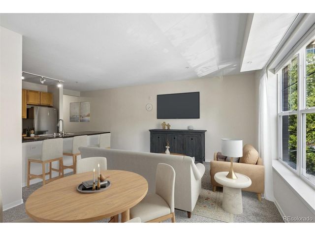 1623 Saint Paul St 204, Denver, CO 80206