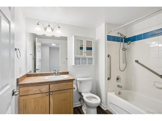 1623 Saint Paul St 204, Denver, CO 80206