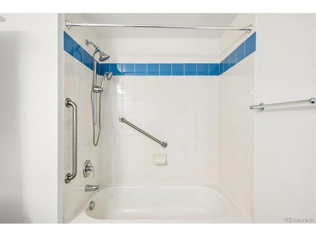 1623 Saint Paul St 204, Denver, CO 80206