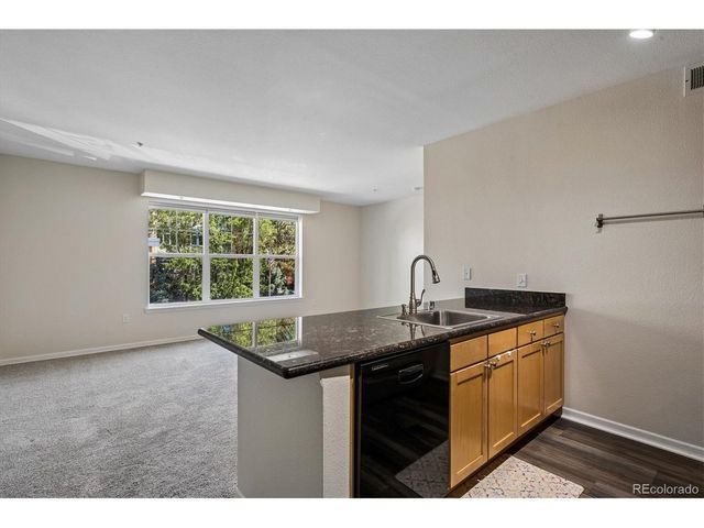 1623 Saint Paul St 204, Denver, CO 80206