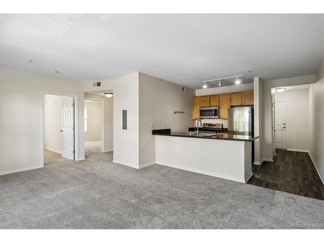 1623 Saint Paul St 204, Denver, CO 80206