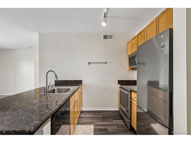 1623 Saint Paul St 204, Denver, CO 80206