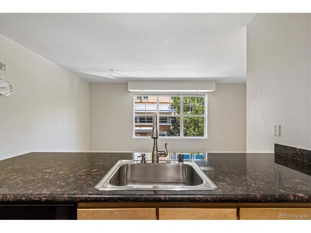 1623 Saint Paul St 204, Denver, CO 80206