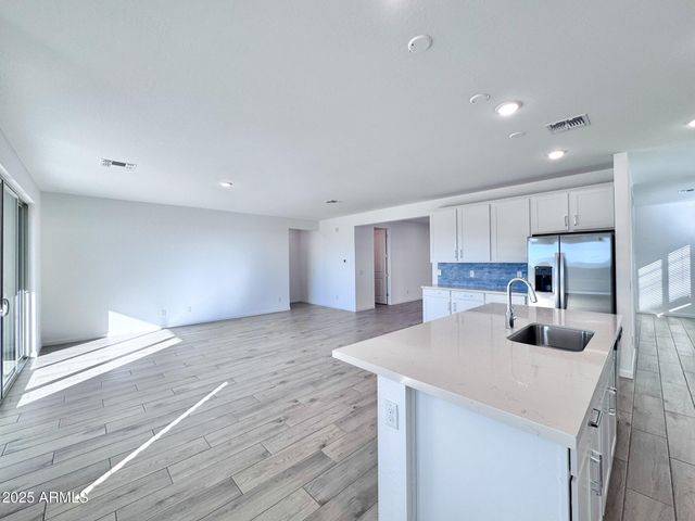 15715 W BROWN Street, Waddell, AZ 85355