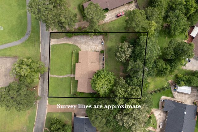 312 Horseshoe Dr., Kilgore, TX 75662