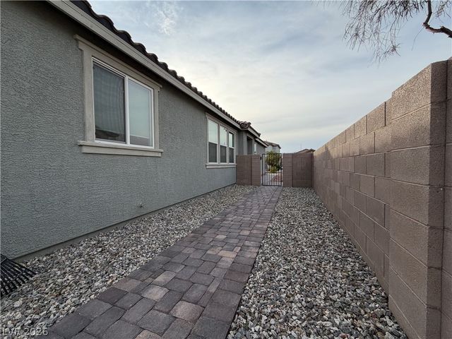 5802 Holbeche Street, Las Vegas, NV 89113