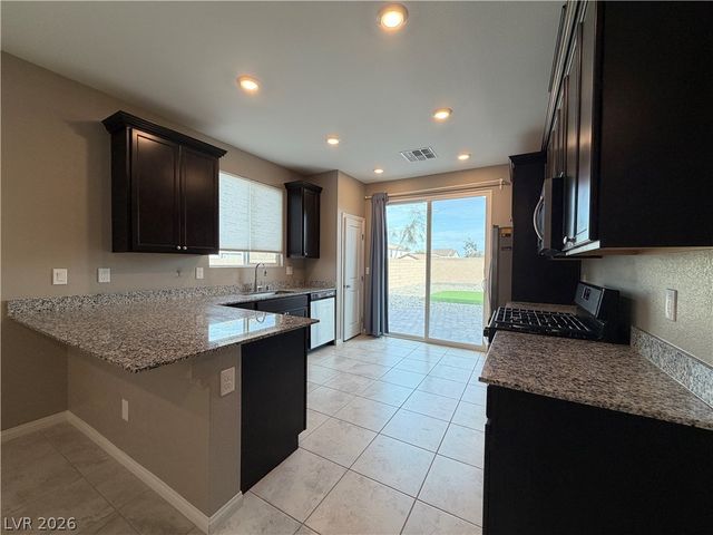 5802 Holbeche Street, Las Vegas, NV 89113