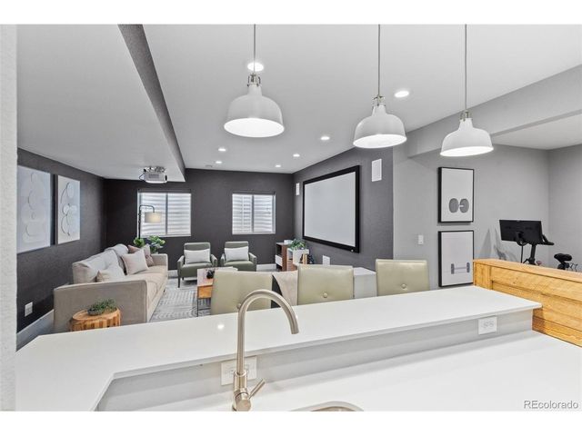 9442 E 53rd Ave, Denver, CO 80238