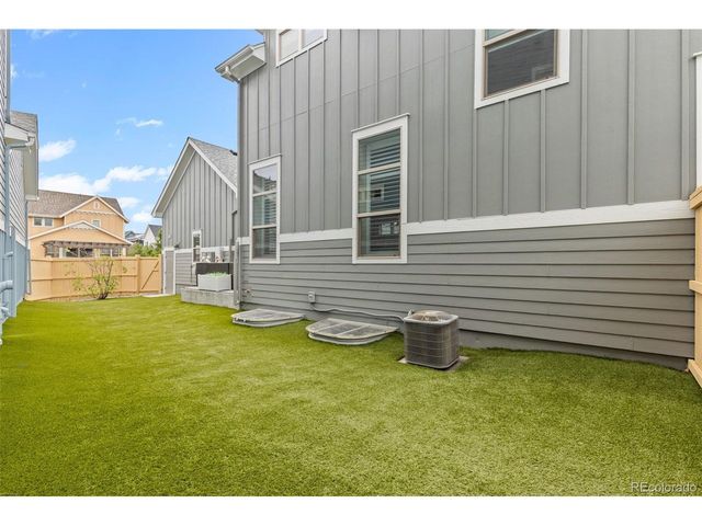 9442 E 53rd Ave, Denver, CO 80238