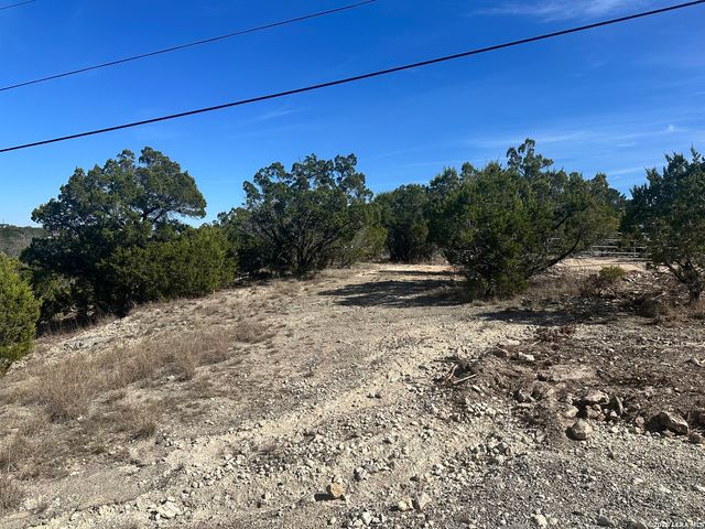 3050 Skyline, Canyon Lake, TX 78133