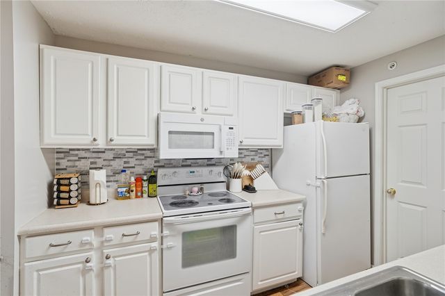 1901 Waterstone Boulevard 208, Miamisburg, OH 45342