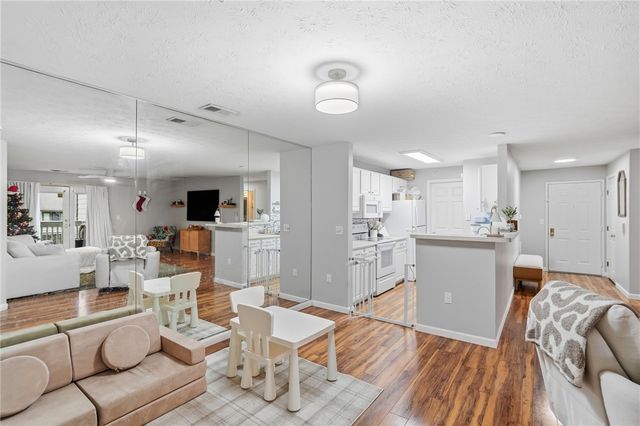 1901 Waterstone Boulevard 208, Miamisburg, OH 45342