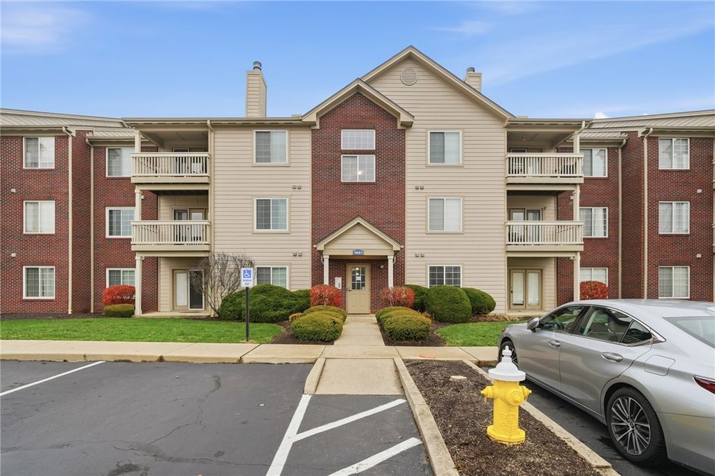 1901 Waterstone Boulevard 208, Miamisburg, OH 45342