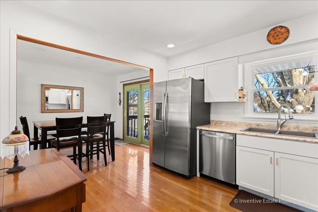 1108 S 12th Street, St. Charles, IL 60174