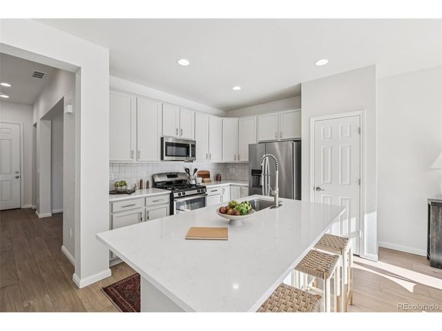 12636 Sandstone Dr, Broomfield, CO 80021