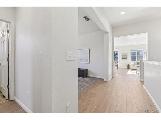 12636 Sandstone Dr, Broomfield, CO 80021