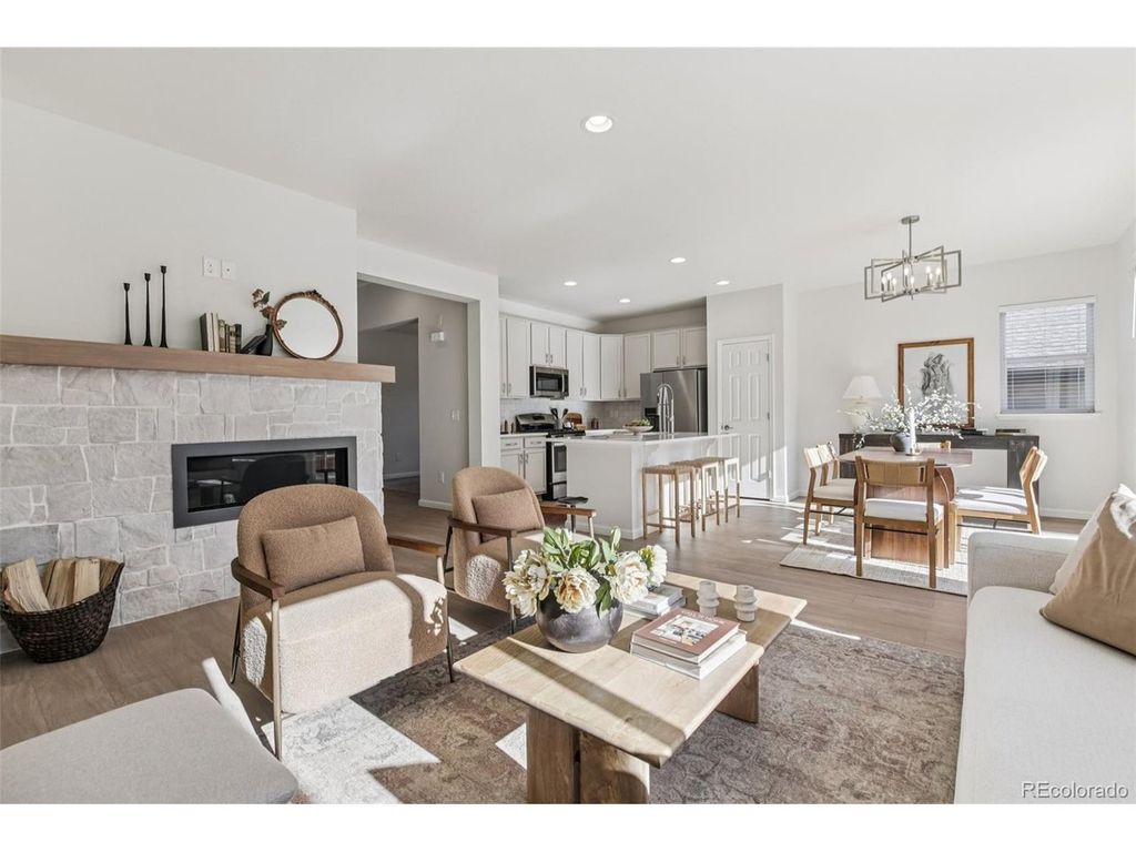 12636 Sandstone Dr, Broomfield, CO 80021