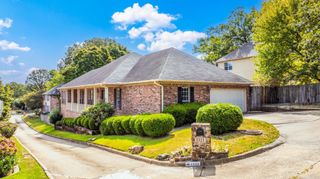 1323 Gleneagles Lane, Little Rock, AR 72211