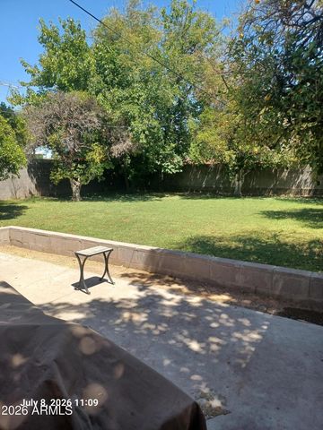 814 E LAMAR Road, Phoenix, AZ 85014