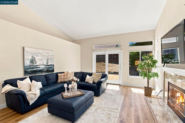 636 Julpun Loop, Clayton, CA 94517
