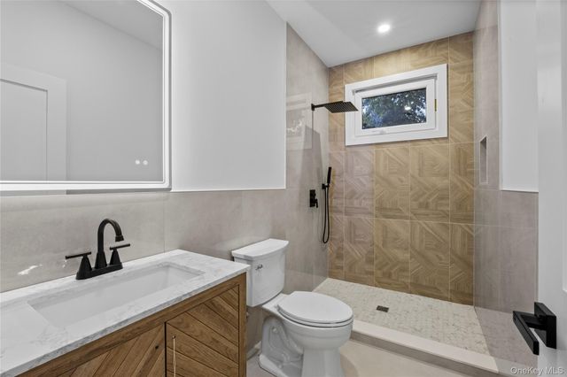 182 Friends Lane, Westbury, NY 11590