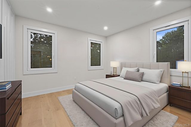 182 Friends Lane, Westbury, NY 11590