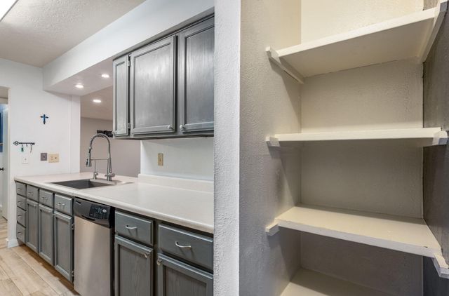 10440 Montgomery Boulevard NE, Albuquerque, NM 87111