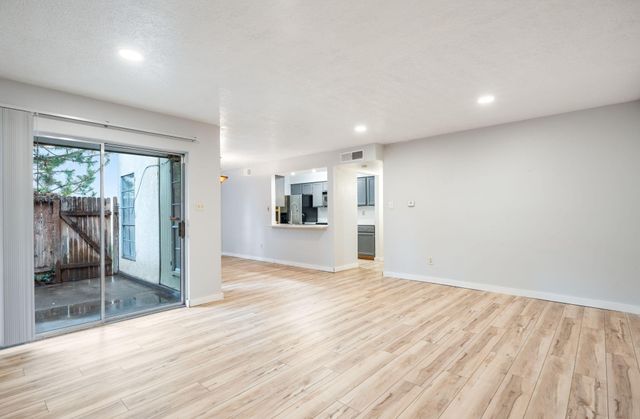 10440 Montgomery Boulevard NE, Albuquerque, NM 87111