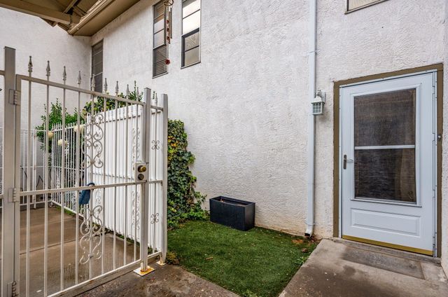 10440 Montgomery Boulevard NE, Albuquerque, NM 87111