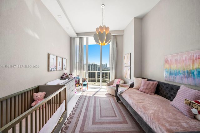 4100 Island Blvd PH-1, Aventura, FL 33160