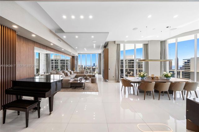 4100 Island Blvd PH-1, Aventura, FL 33160