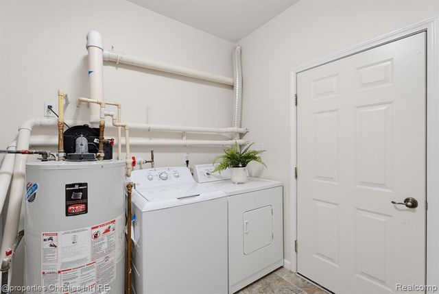 730 Amberly Drive, Waterford, MI 48328