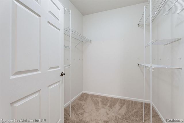 730 Amberly Drive, Waterford, MI 48328