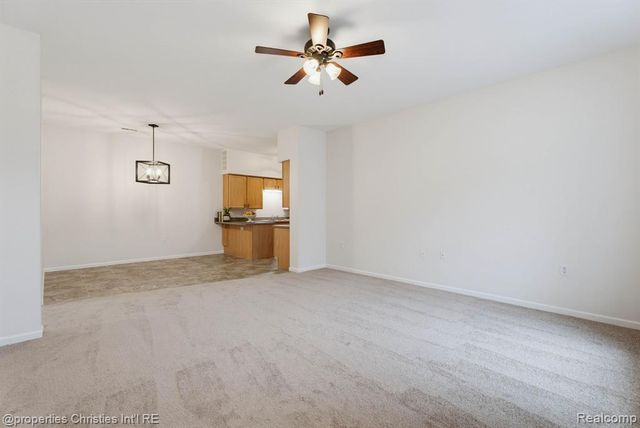 730 Amberly Drive, Waterford, MI 48328