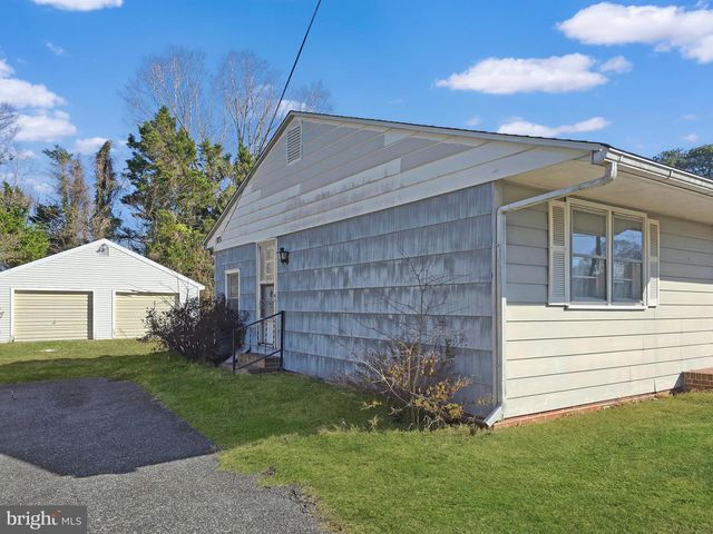 105 LAKEVIEW DR, Salisbury, MD 21804