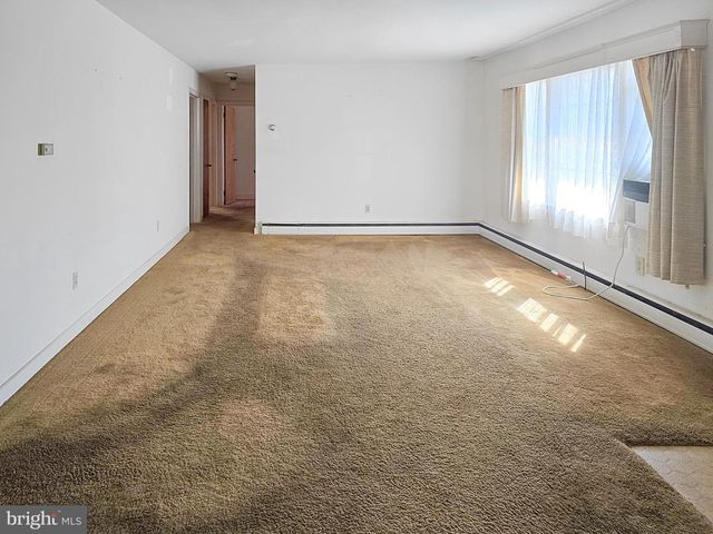 105 LAKEVIEW DR, Salisbury, MD 21804