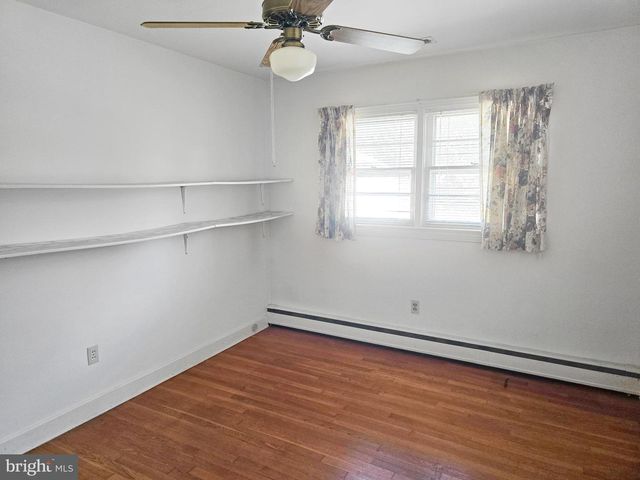 105 LAKEVIEW DR, Salisbury, MD 21804
