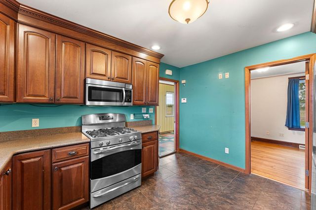 492 S 350 W, Valparaiso, IN 46385