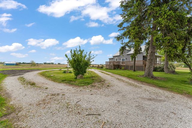 492 S 350 W, Valparaiso, IN 46385