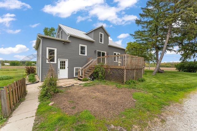 492 S 350 W, Valparaiso, IN 46385