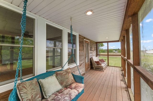 492 S 350 W, Valparaiso, IN 46385