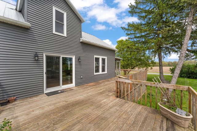 492 S 350 W, Valparaiso, IN 46385