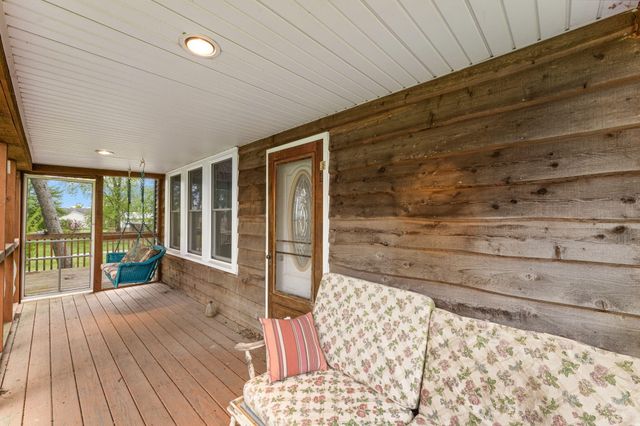 492 S 350 W, Valparaiso, IN 46385