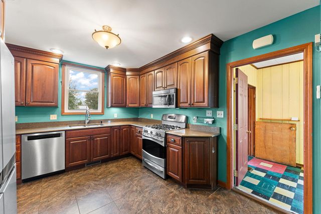 492 S 350 W, Valparaiso, IN 46385