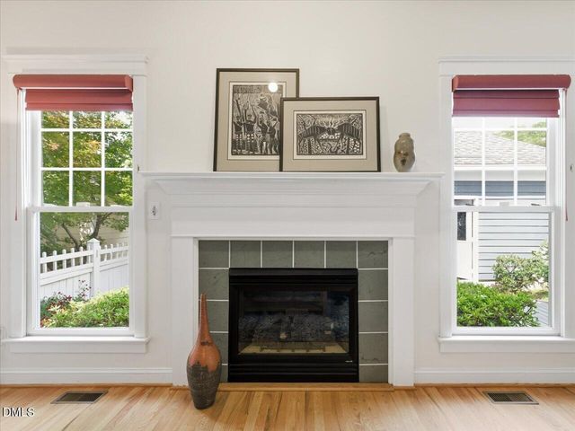 913 Edgewater Circle, Chapel Hill, NC 27516