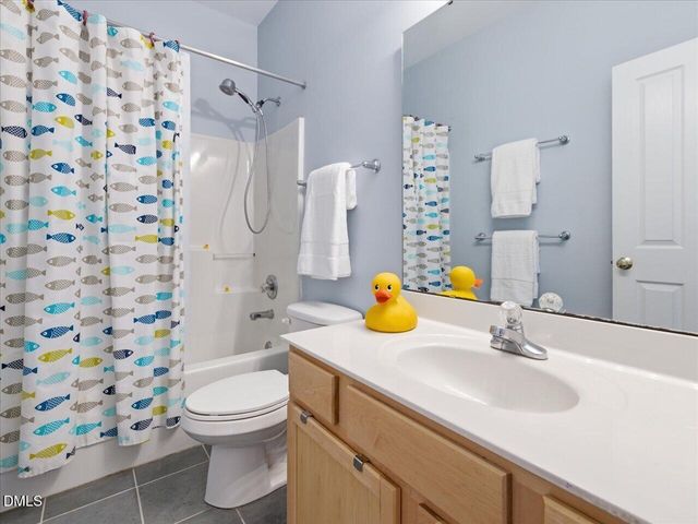 913 Edgewater Circle, Chapel Hill, NC 27516