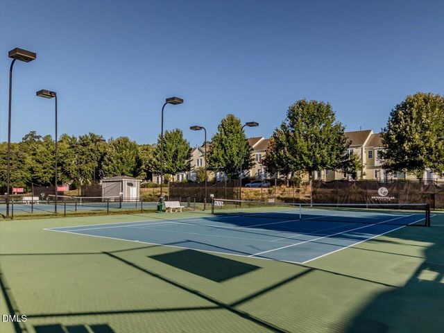 913 Edgewater Circle, Chapel Hill, NC 27516