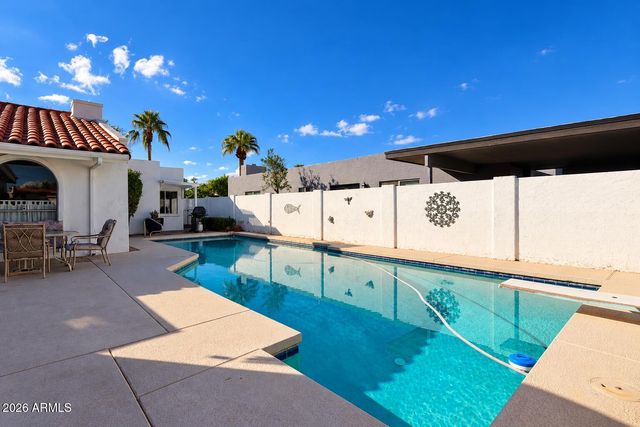 182 LAGUNA Drive E, Litchfield Park, AZ 85340