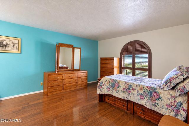 182 LAGUNA Drive E, Litchfield Park, AZ 85340